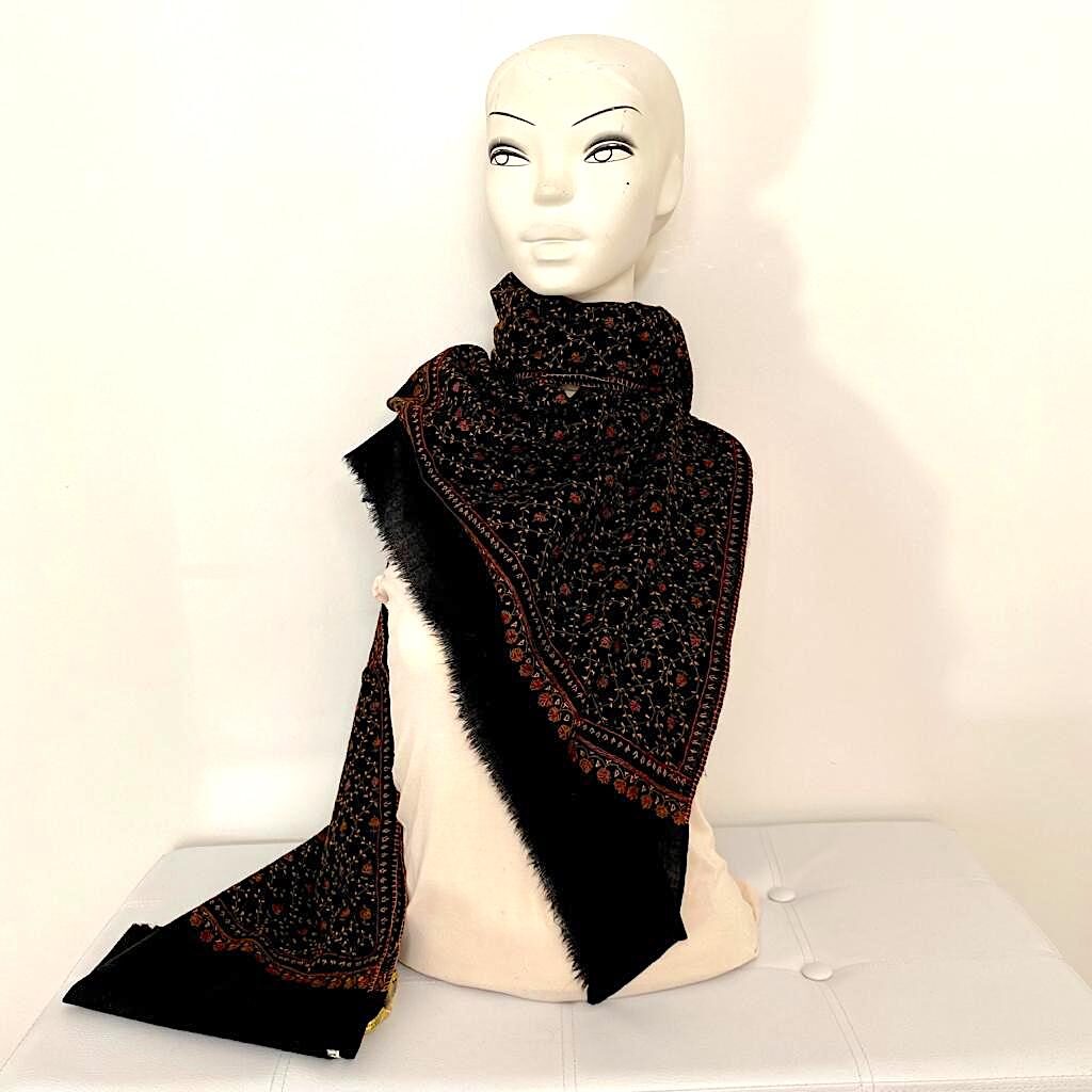 Sayuri wool shawl